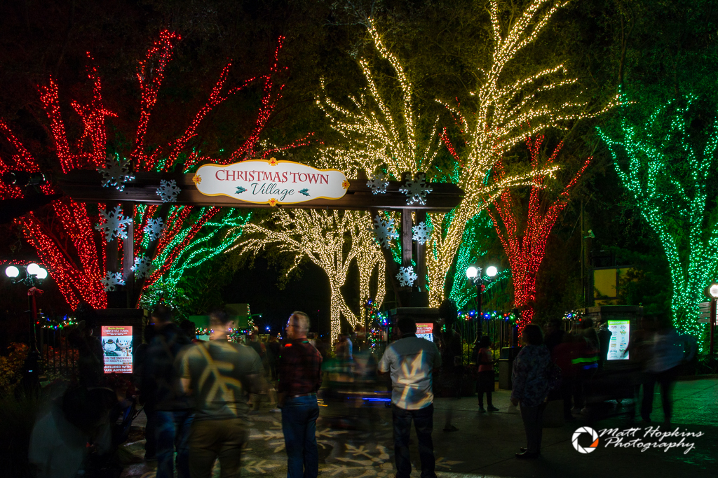 Walking Around Christmas Town 2017 At Busch Gardens Tampa