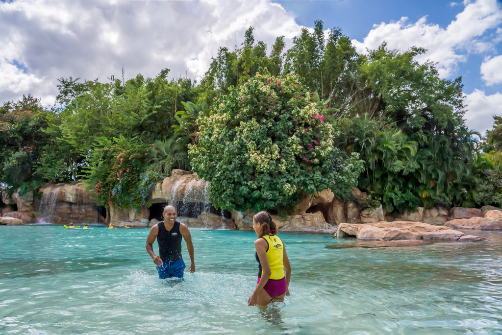 Discovery Cove Offers Florida Resident Discount Touring Central Florida