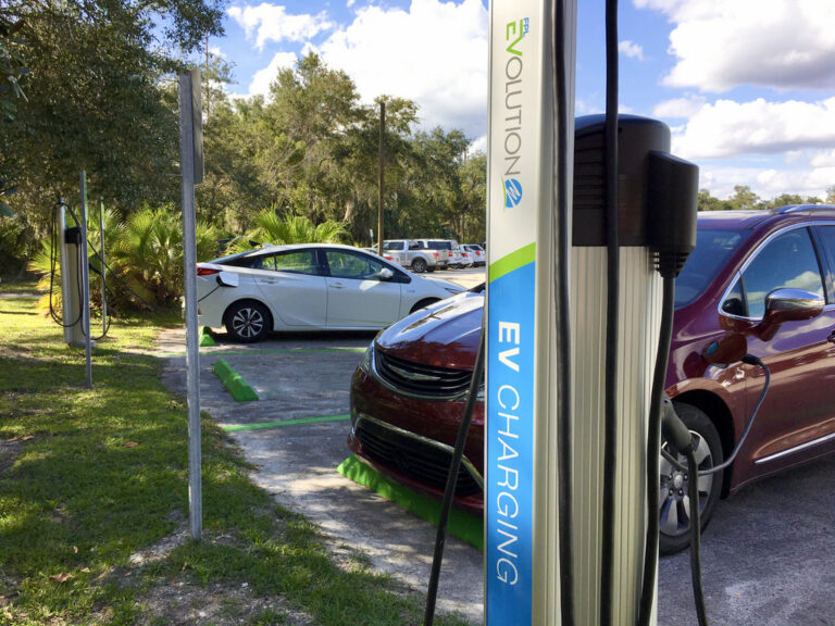 Central Florida Zoo New EV Charging Stations 2020 001 Touring